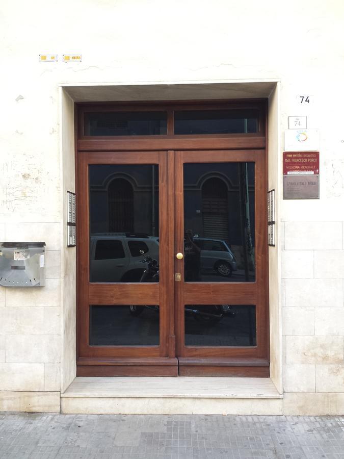 קליארי Edo Gallery Suites מראה חיצוני תמונה