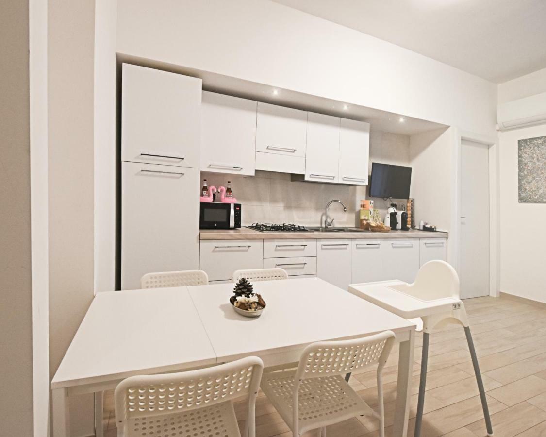 קליארי Edo Gallery Suites מראה חיצוני תמונה